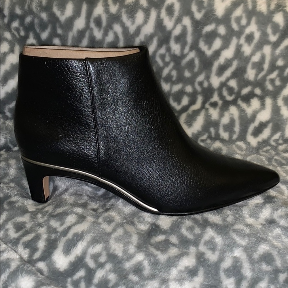 Clarks Ellis Eden Black Ankle Bootie